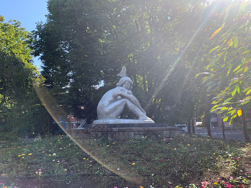 北村西望作「夢」の写真