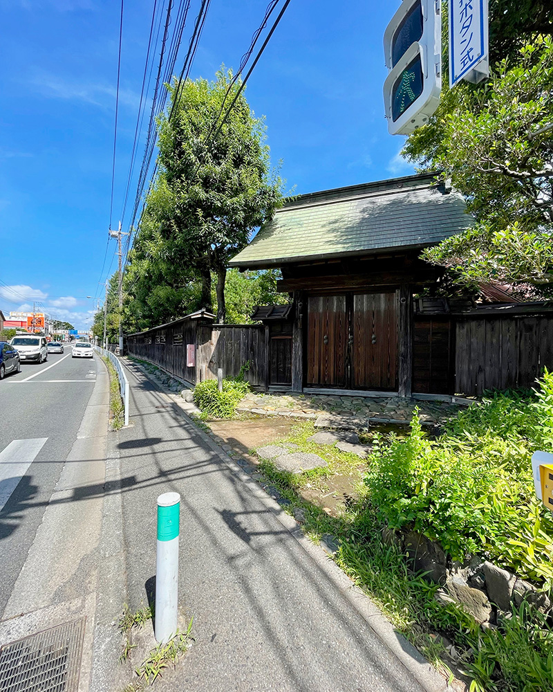 この古い家は見覚えがある写真