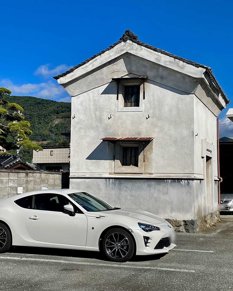 石和本陣跡に残る土蔵の写真