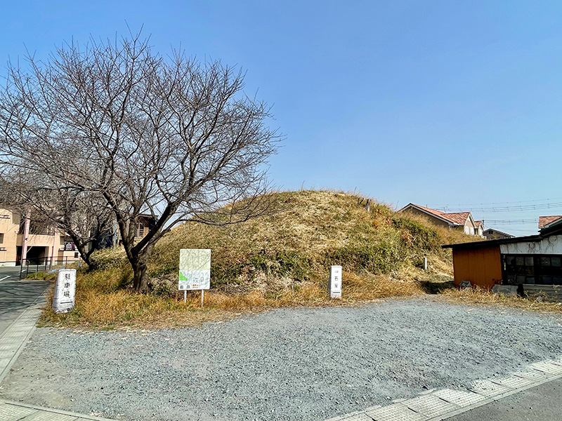 漆山古墳の写真