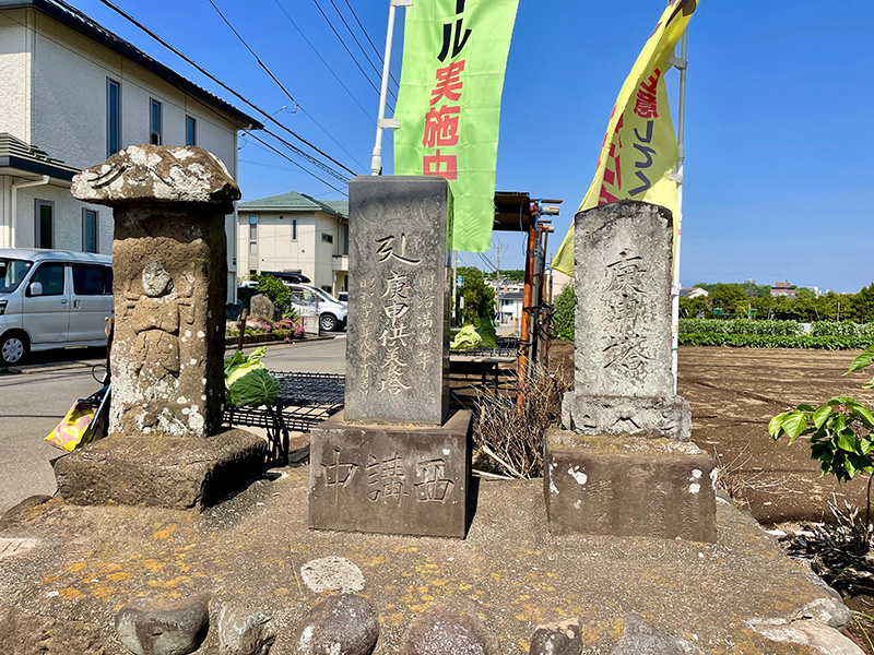 街道の痕跡が残る写真