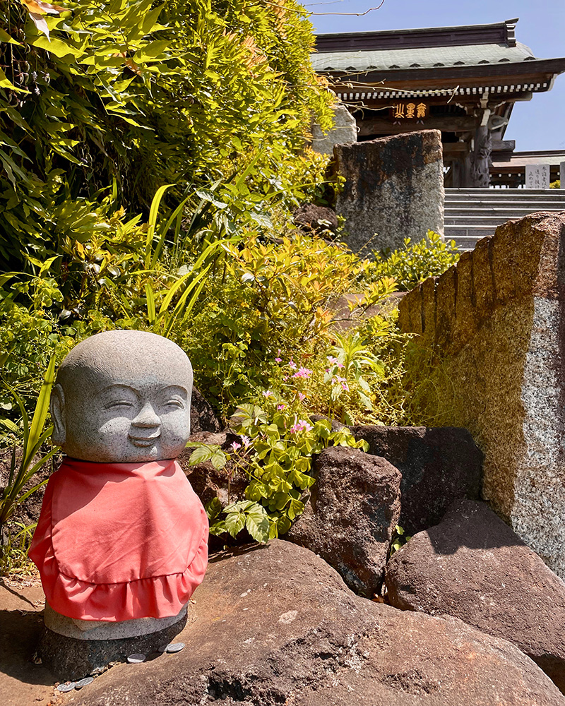 慈眼寺のお地蔵様が愛くるしい写真