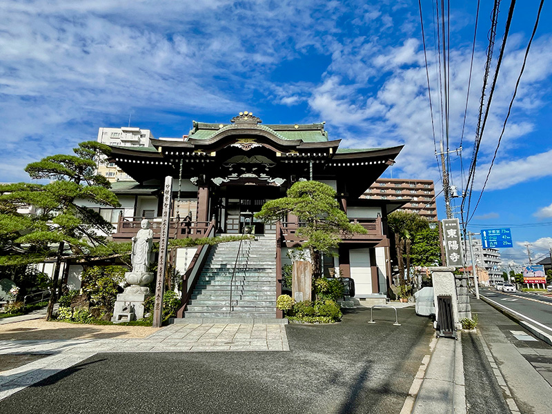 芭蕉たちが泊まったという説がある東陽寺の写真